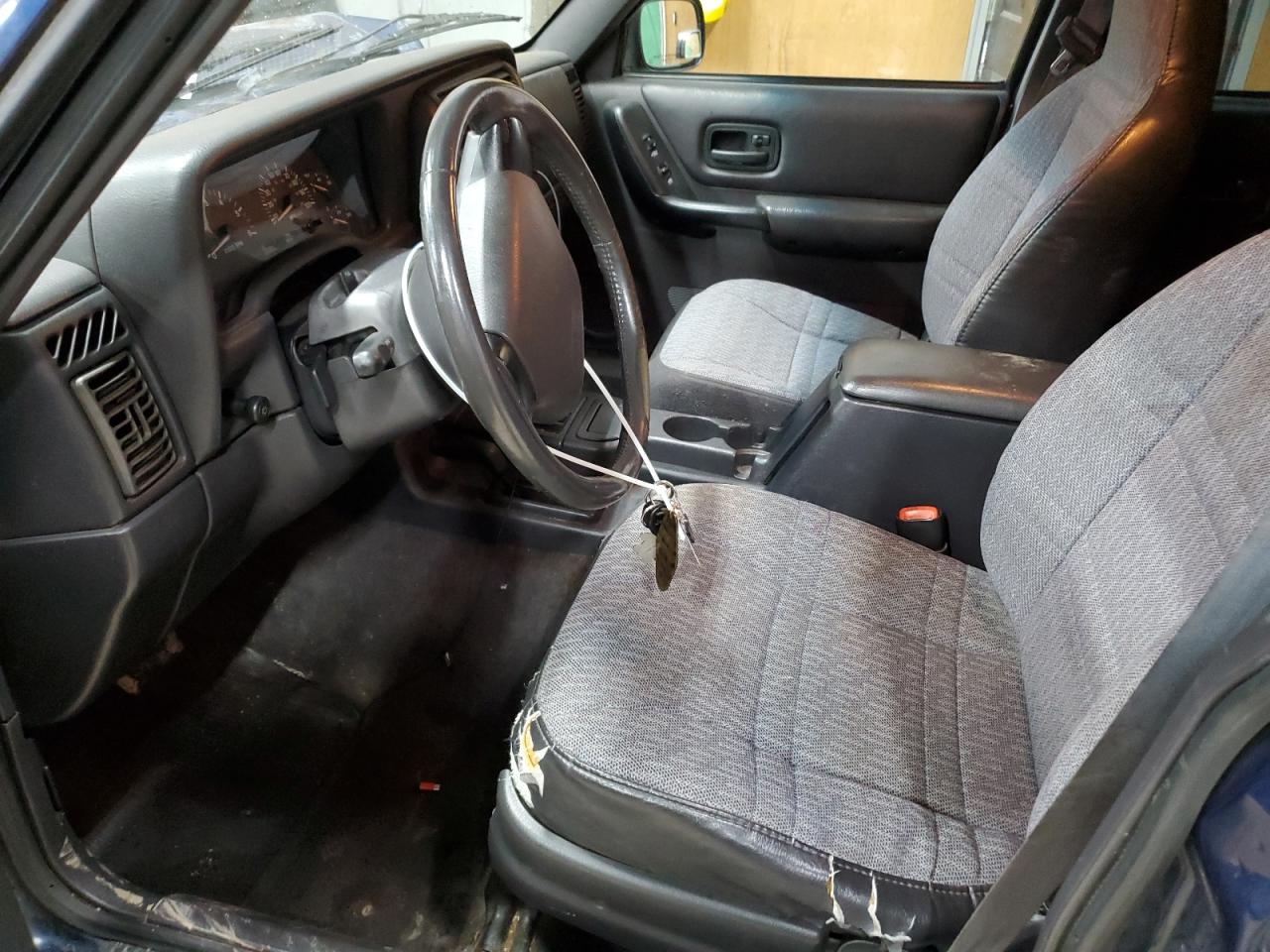 2000 Jeep Cherokee Sport VIN: 1J4FF48S0YL153259 Lot: 52509955