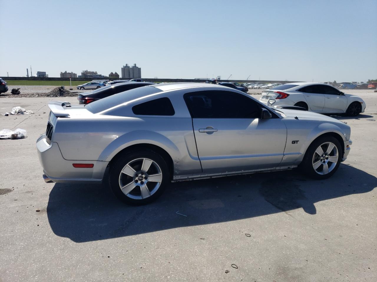 FORD MUSTANG 2008 VIN 1ZVHT82HX85170308 photo 3