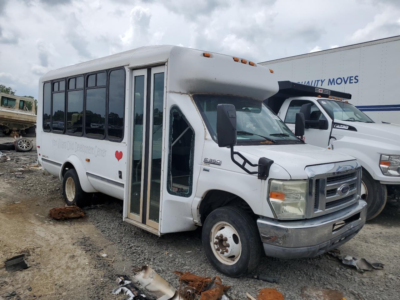2010 Ford Econoline E350 Super Duty Cutaway Van for Sale in Conway, AR - All Over