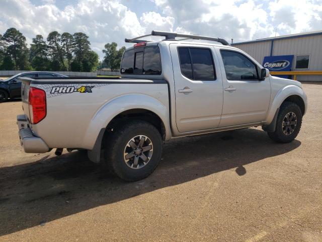  NISSAN FRONTIER 2016 Srebrny
