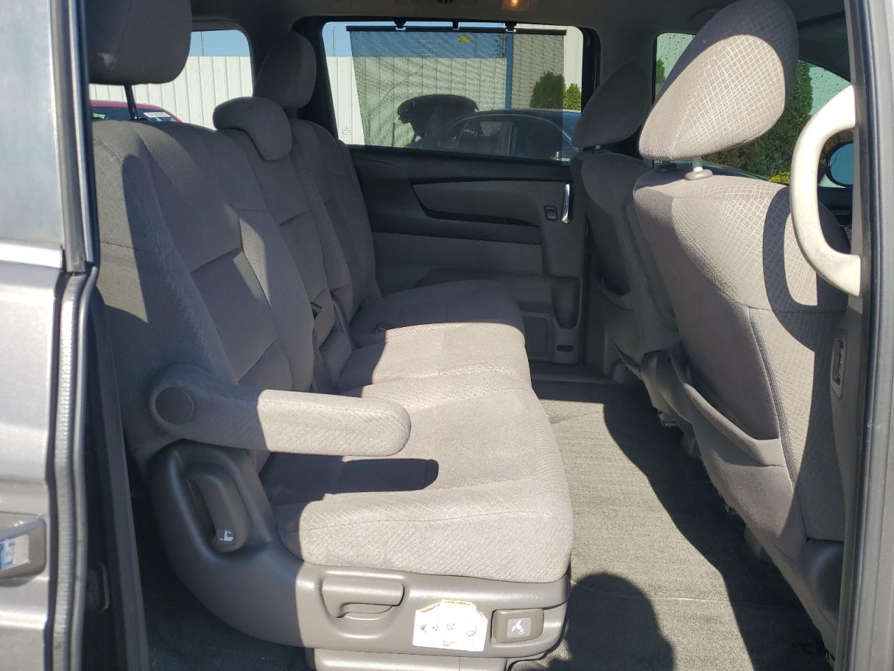 5FNRL5H3XGB040155 HONDA ODYSSEY 2016