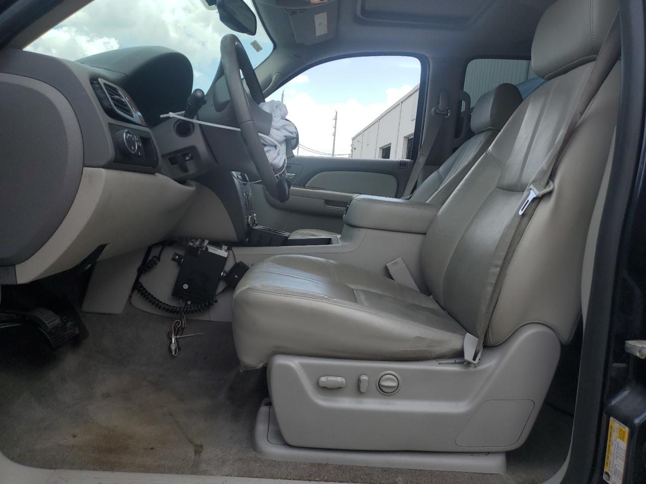 2009 GMC Yukon Slt VIN: 1GKFC33099R223858 Lot: 51612025