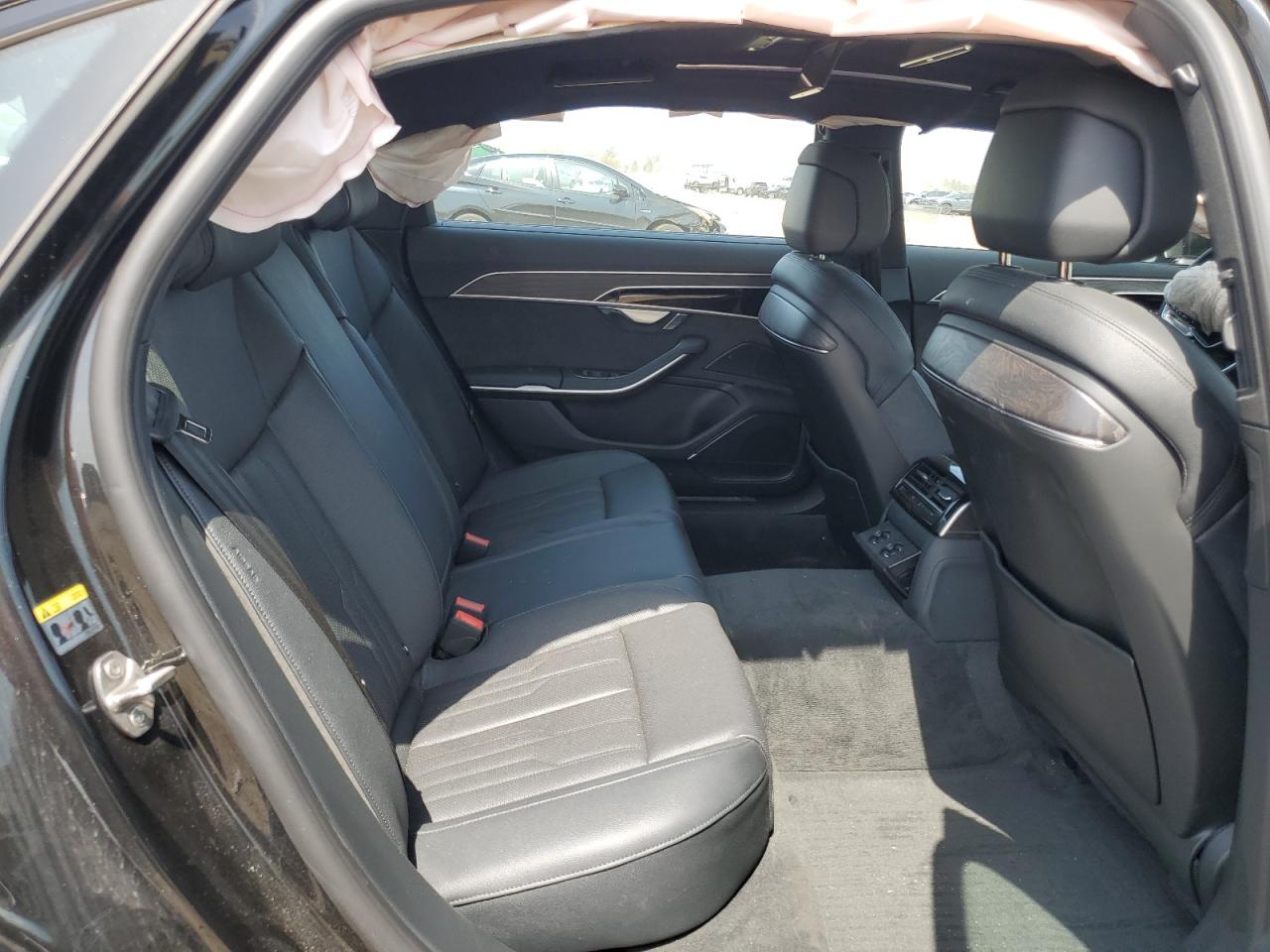 2022 Audi A8 L VIN: WAULDAF83NN009819 Lot: 54721555