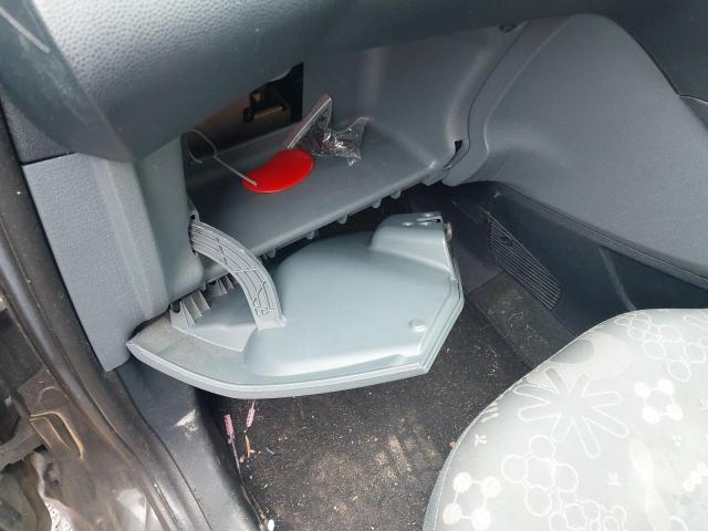 2009 FORD KA STUDIO