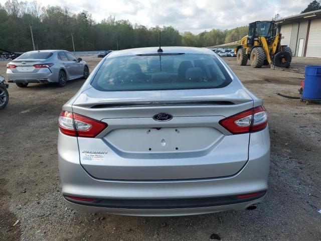  FORD FUSION 2016 Srebrny