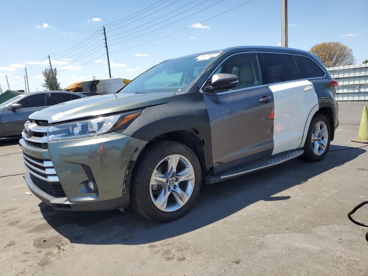2019 Toyota Highlander Limited de vânzare în Miami, FL - Side