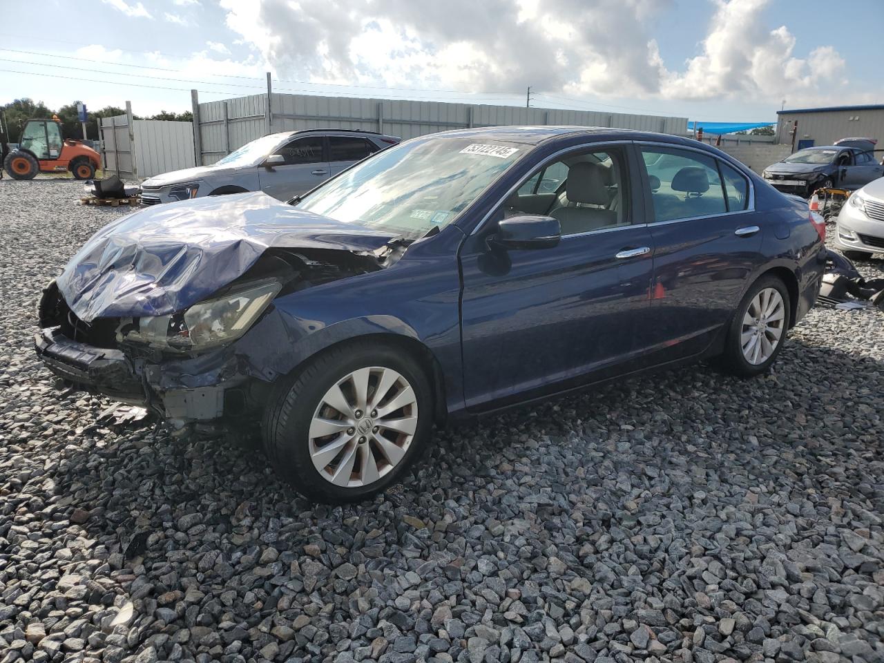 1HGCR2F83DA085509 HONDA ACCORD Photo 1
