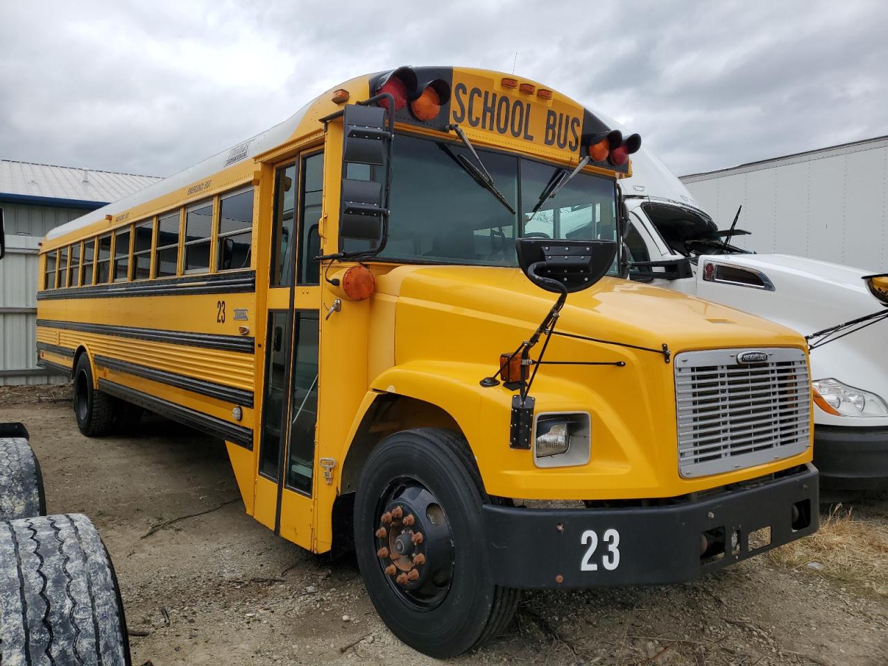 2002 Freightliner Chassis Fs65 for Sale in Wichita, KS - Hail