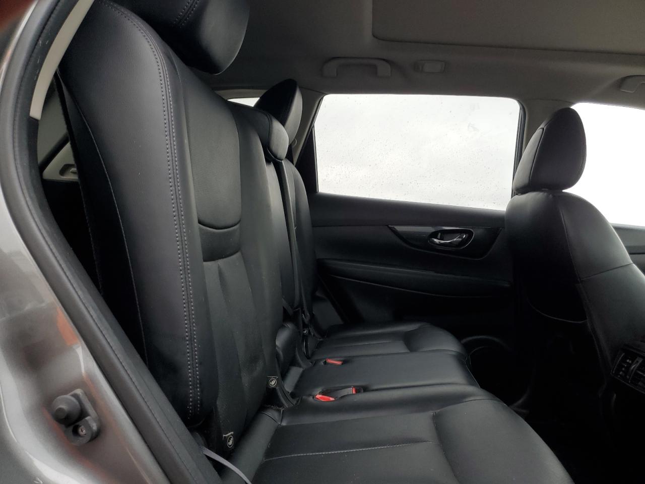 JN8AT2MV9HW022993 NISSAN ROGUE 2017