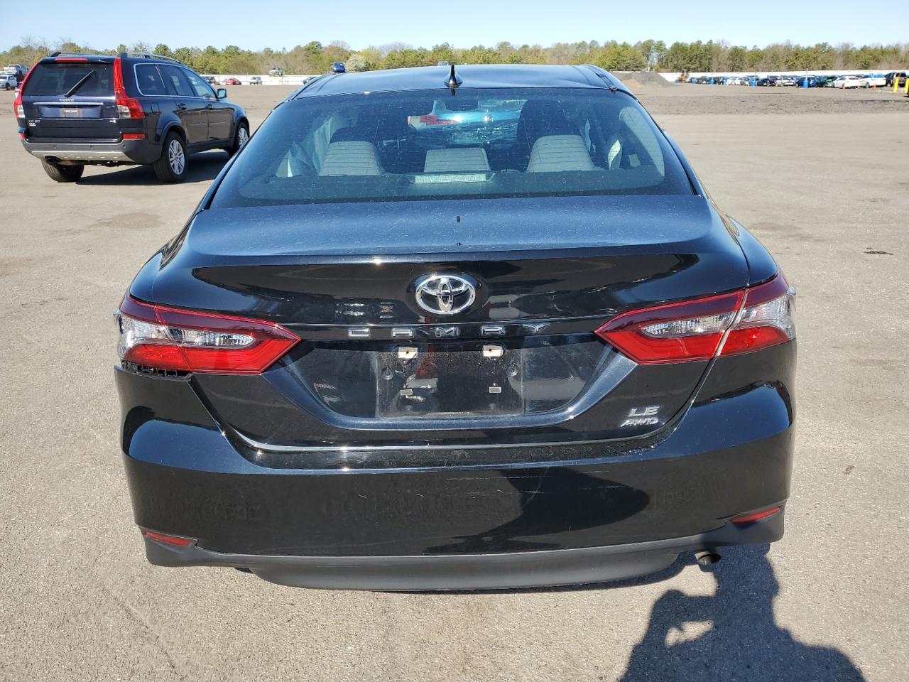 2021 Toyota Camry Le VIN: 4T1C11BK8MU021686 Lot: 54347415