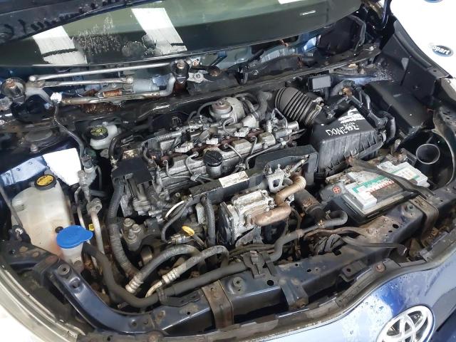 2010 TOYOTA VERSO