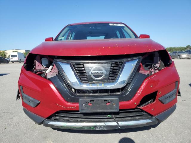  NISSAN ROGUE 2017 Красный