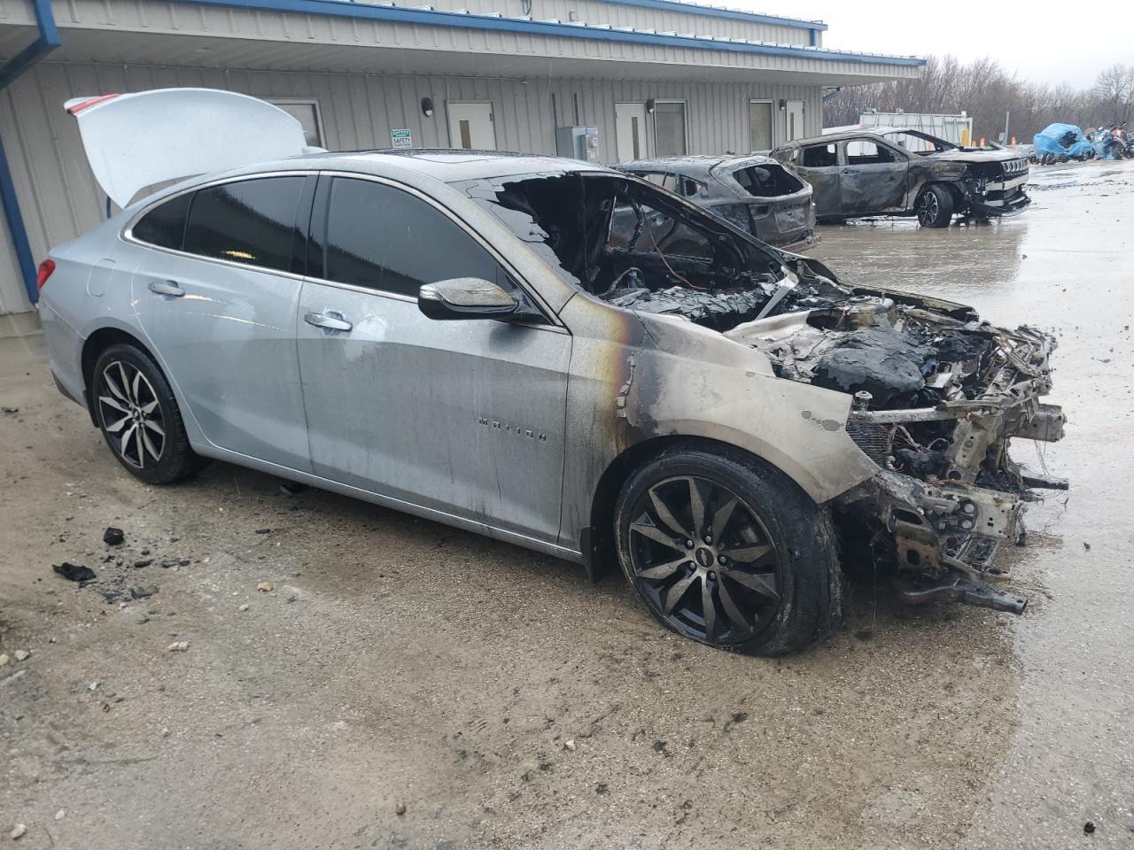 1G1ZE5ST8HF213017 CHEVROLET MALIBU 2017