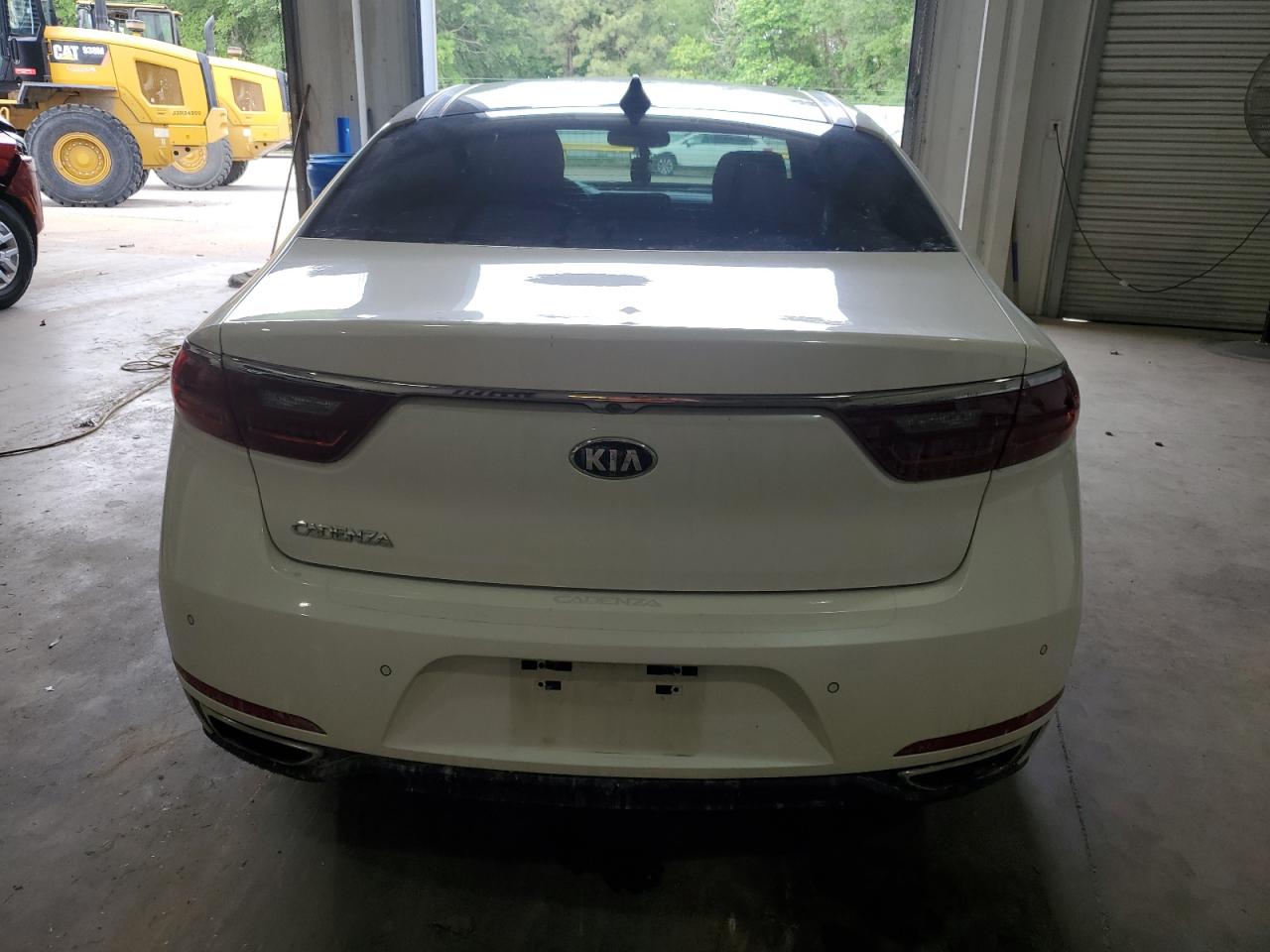 2018 Kia Cadenza Luxury VIN: KNALC4J19J5124675 Lot: 53628175
