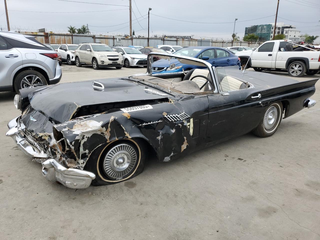 1957 Ford T-Bird იყიდება Los Angeles-ში, CA - All Over