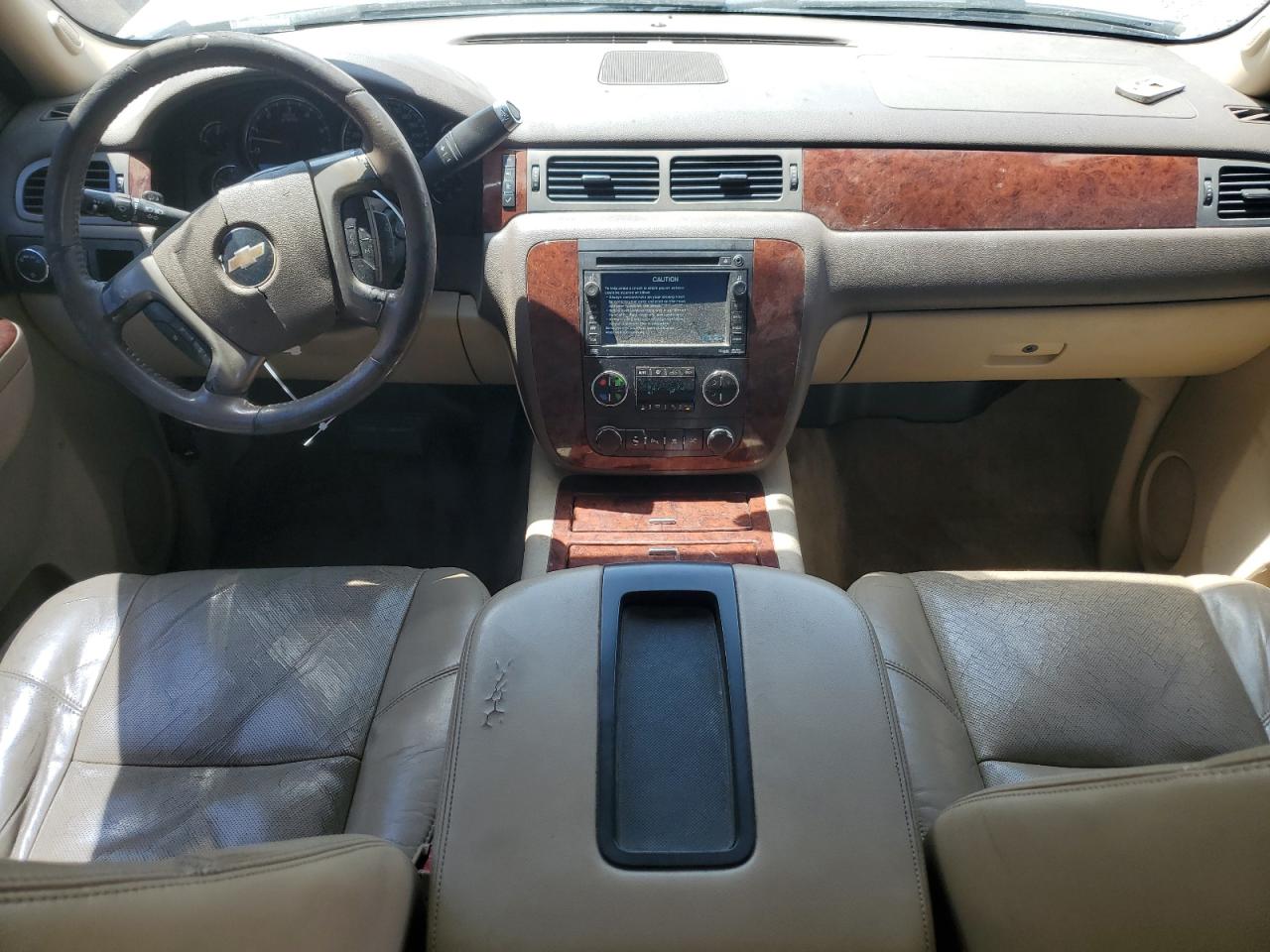 2010 Chevrolet Suburban C1500 Ltz VIN: 1GNUCKE0XAR163997 Lot: 53258795