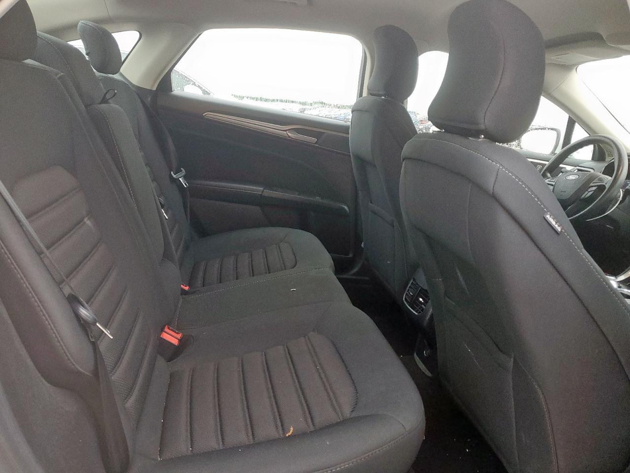 2019 Ford Fusion Se VIN: 3FA6P0LU1KR124923 Lot: 54041325