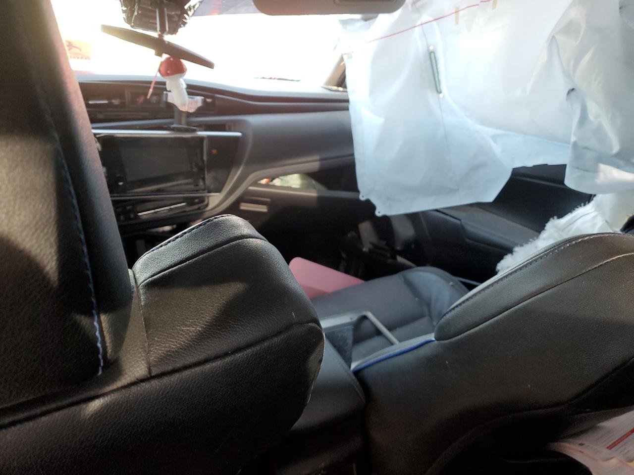 5YFBURHE2JP786375 TOYOTA COROLLA 2018