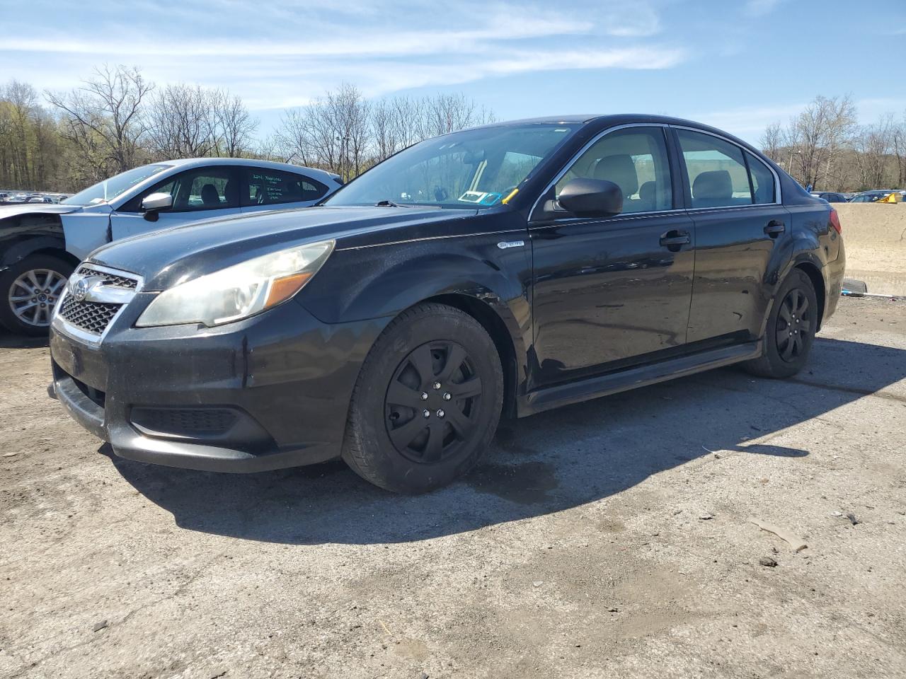 Marlboro, NY에서 판매 중인 2013 Subaru Legacy 2.5I - Minor Dent/Scratches