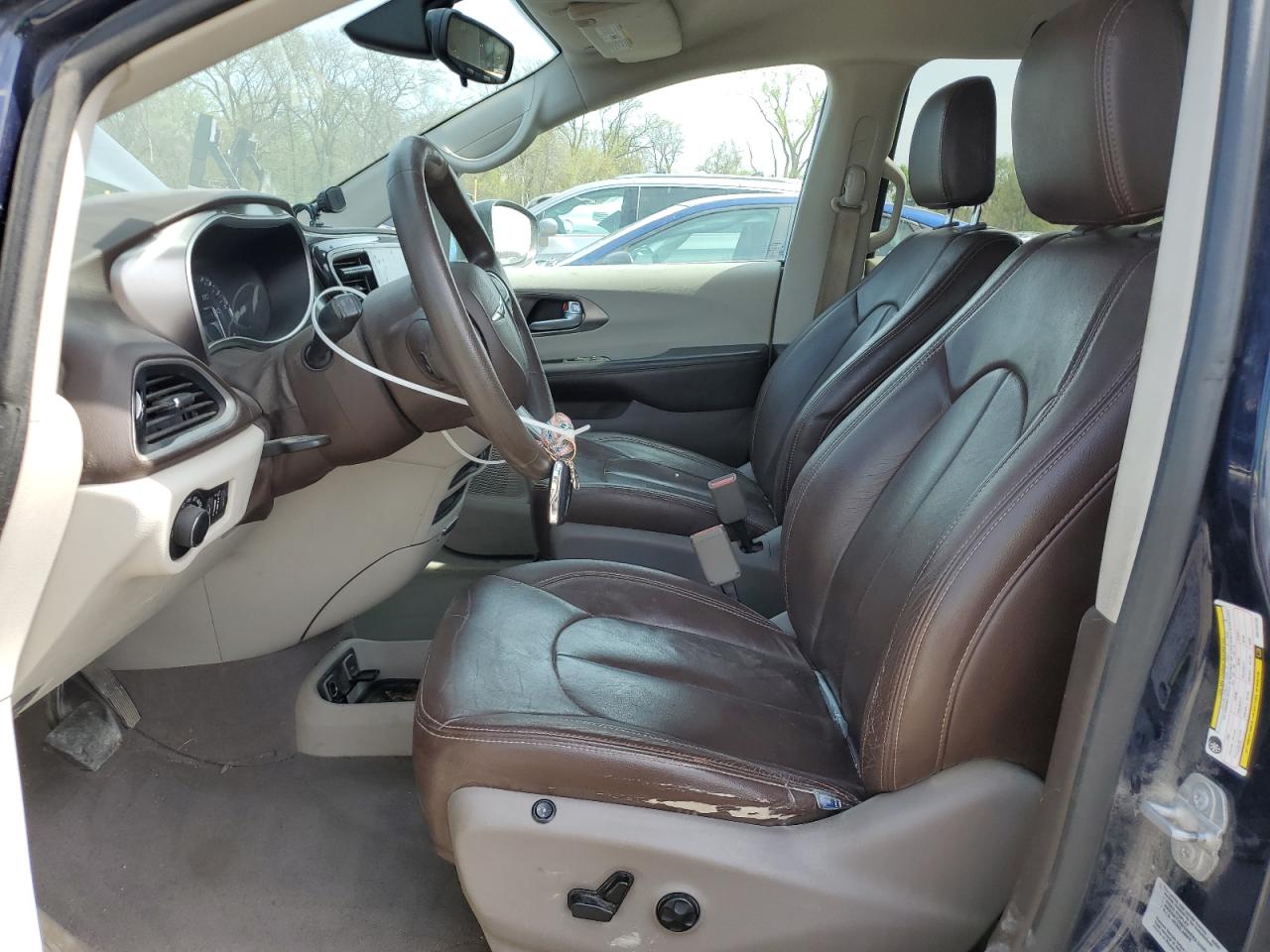 2017 Chrysler Pacifica Touring VIN: 2C4RC1DG0HR723120 Lot: 53365705