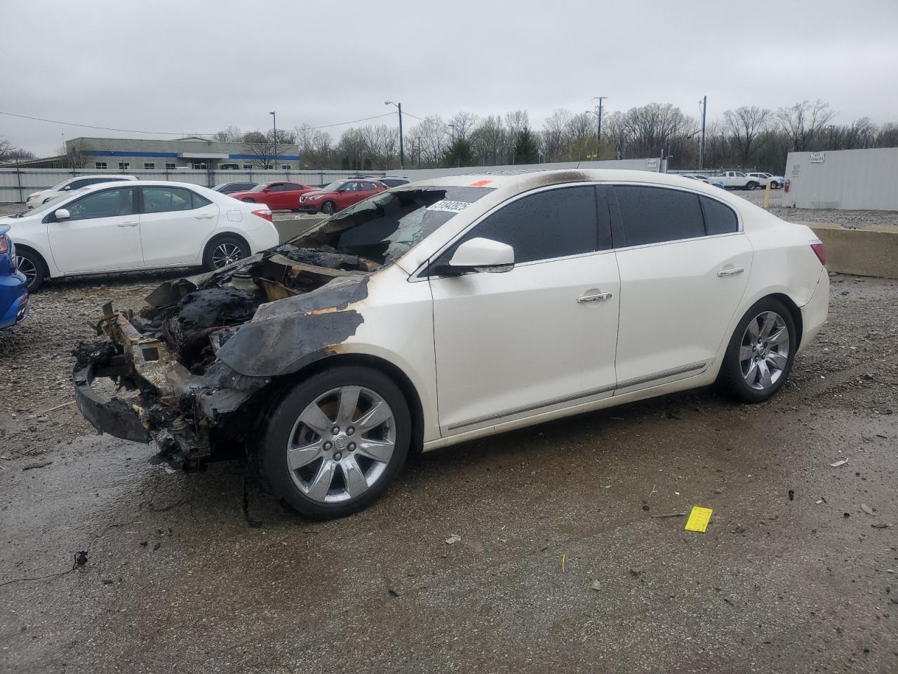 2010 Buick Lacrosse Cxl للبيع في Louisville، KY - Burn - Engine