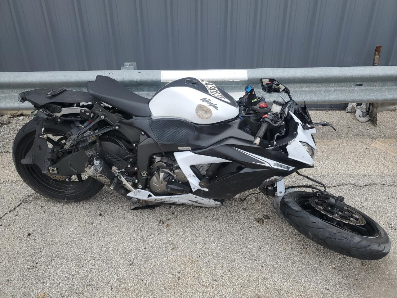 2013 Kawasaki Zx636 E for Sale in Dyer, IN - All Over