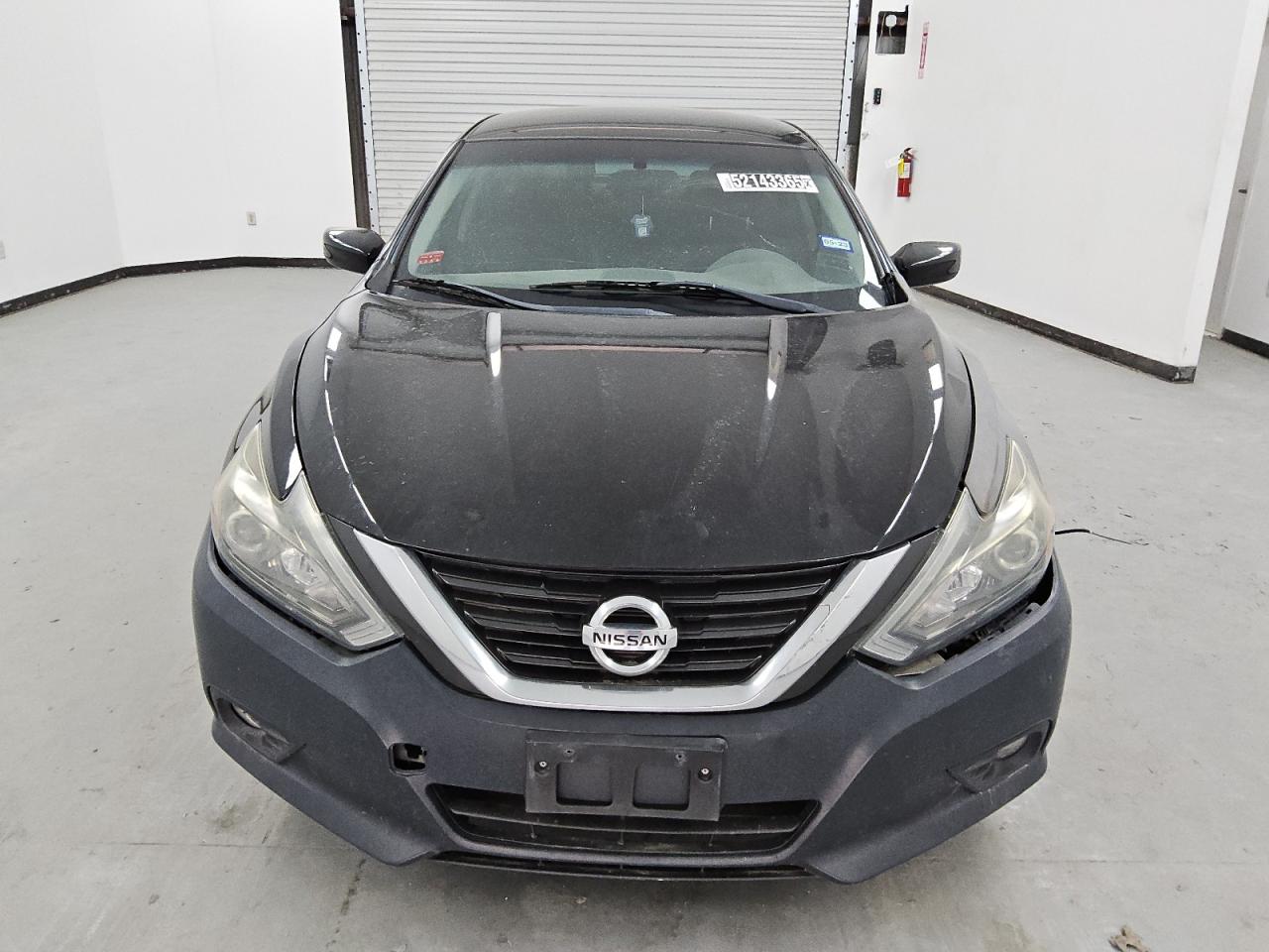 2017 Nissan Altima 2.5 for Sale in Wilmer, TX - Front End