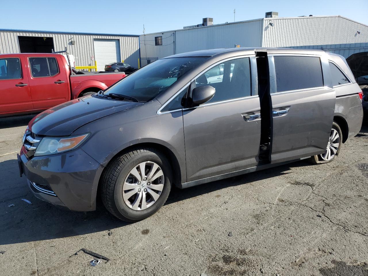 Vallejo, CA에서 판매 중인 2015 Honda Odyssey Exl - Side