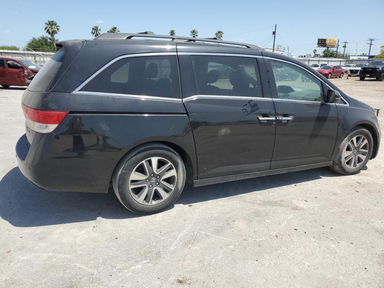 2016 Honda Odyssey - Image 3