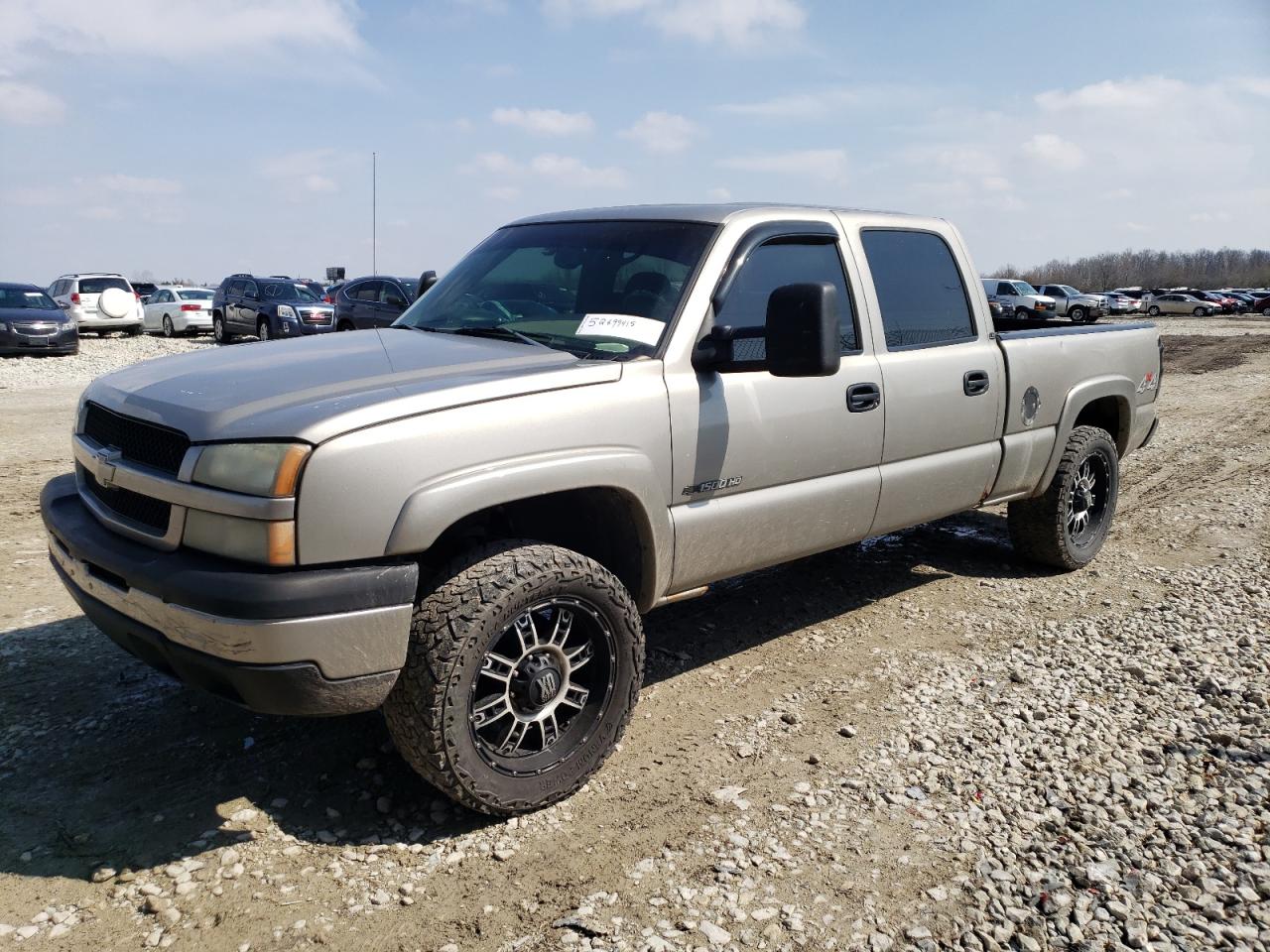 Cicero, IN에서 판매 중인 2003 Chevrolet Silverado K1500 Heavy Duty - Minor Dent/Scratches