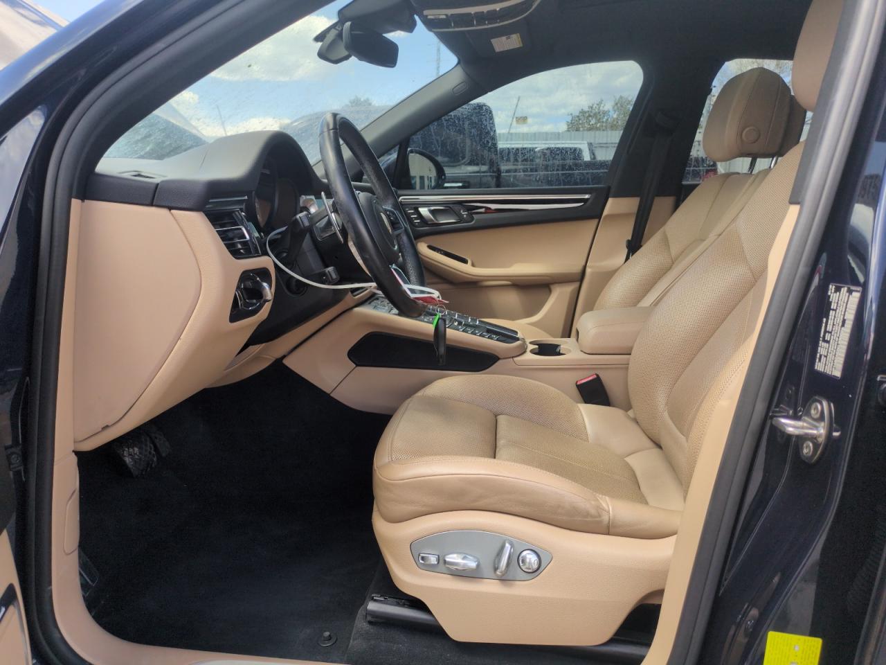 2019 Porsche Macan S VIN: WP1AB2A52KLB30026 Lot: 53975665