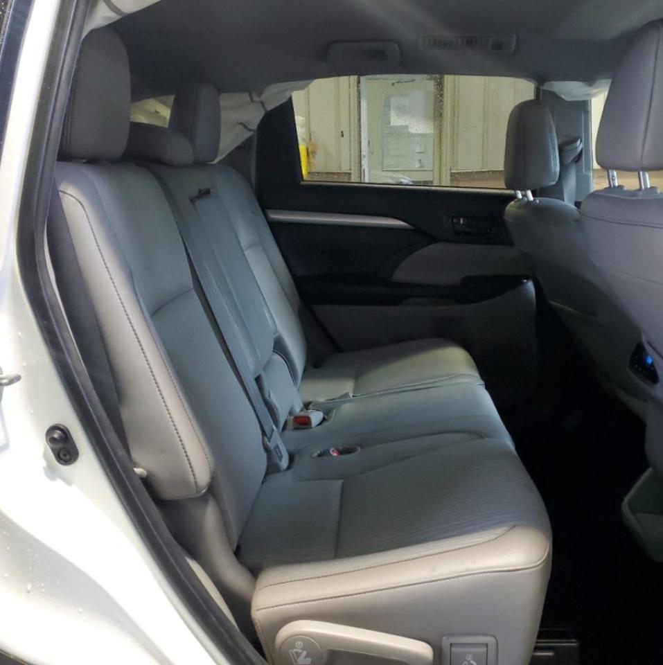 5TDBZRFH6HS437817 TOYOTA HIGHLANDER 2017