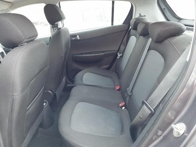 2015 HYUNDAI I20 ACTIVE