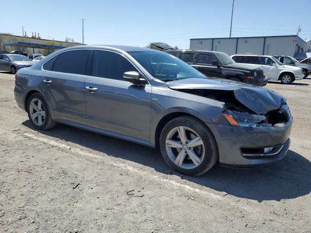 Седаны VOLKSWAGEN PASSAT 2015 Серый