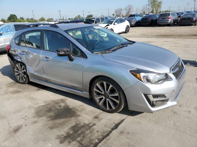Crossovers SUBARU IMPREZA 2016 Srebrny
