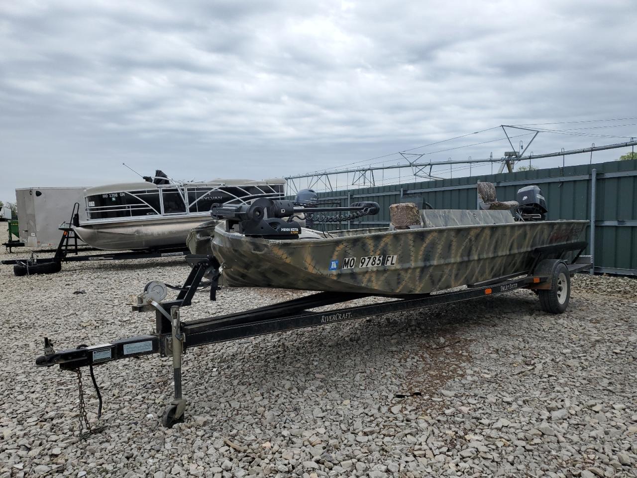 2009 Blazer Boats Inc Boat W/Trl იყიდება Sikeston-ში, MO - All Over