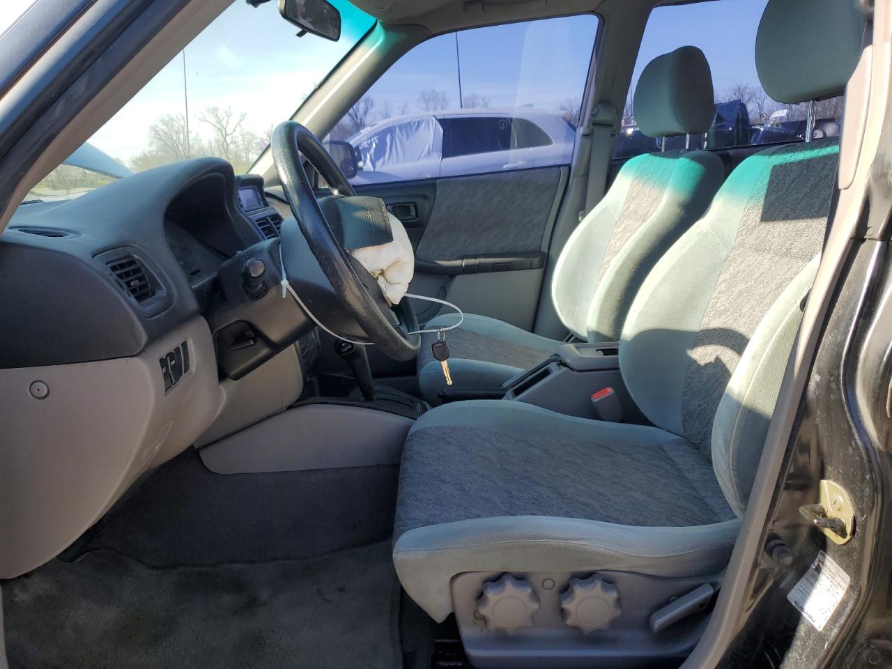 1999 Subaru Forester L VIN: JF1SF6353XH702669 Lot: 53894245