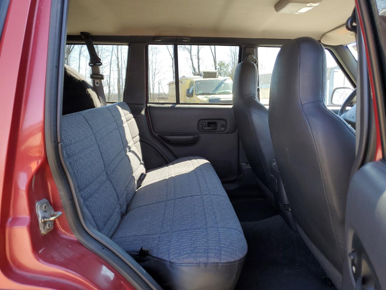 1999 Jeep Cherokee Sport VIN: 1J4FF68S4XL550466 Lot: 53502765