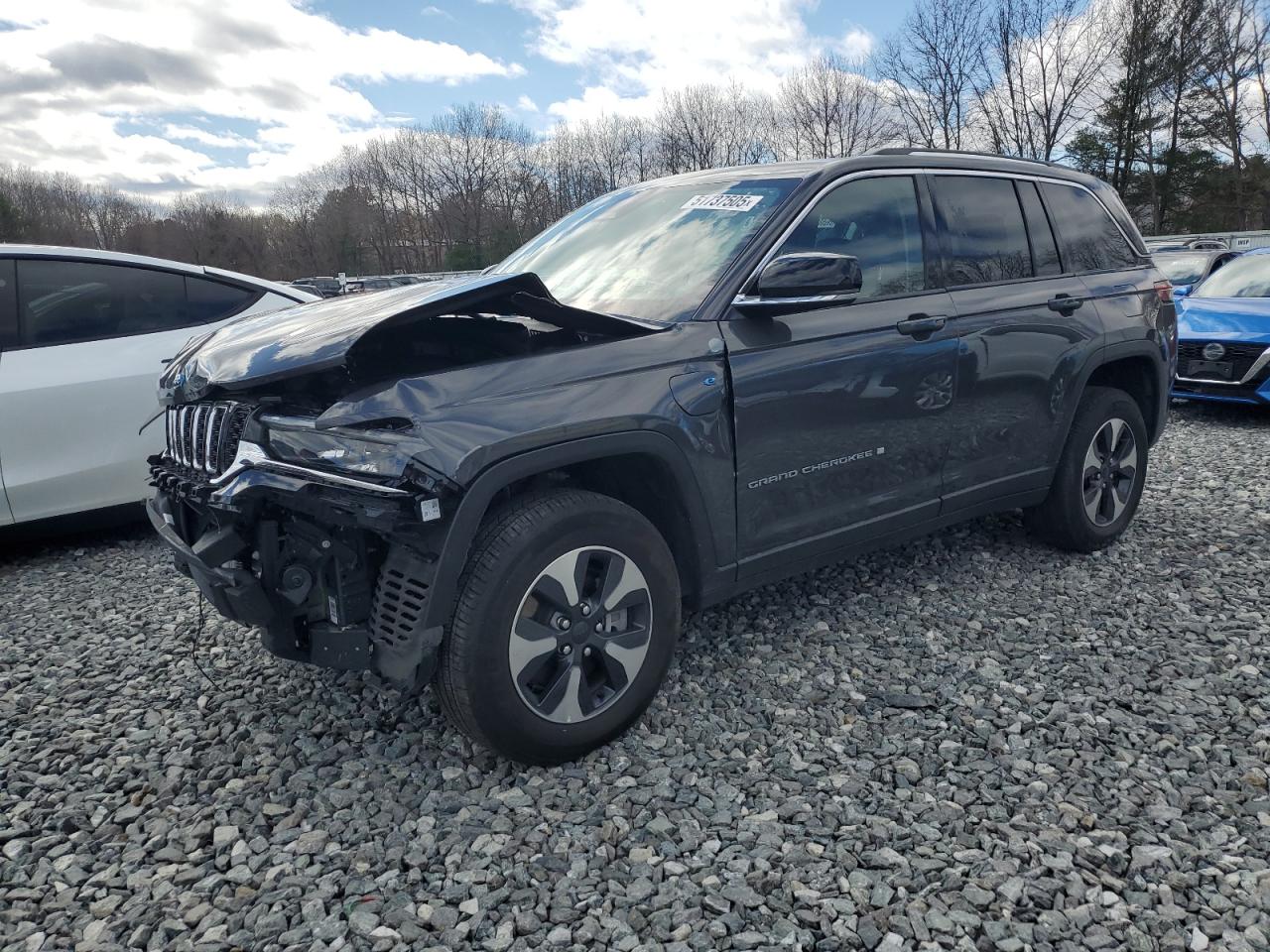 North Billerica, MA에서 판매 중인 2023 Jeep Grand Cherokee Limited 4Xe - Front End
