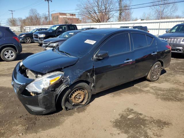  NISSAN VERSA 2017 Чорний