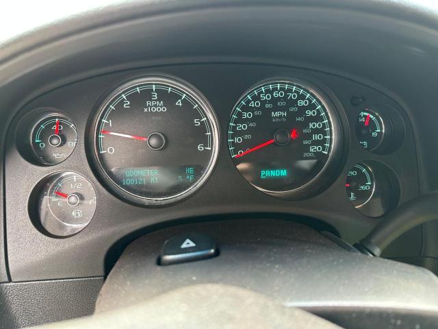 Parquets CHEVROLET SUBURBAN 2013 Black