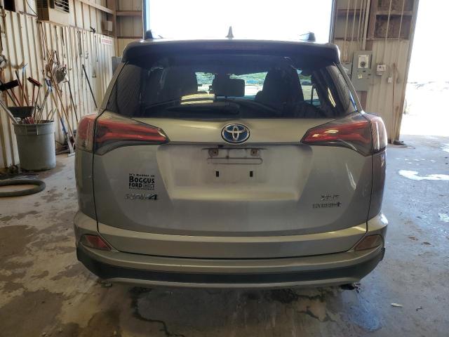  TOYOTA RAV4 2018 Srebrny