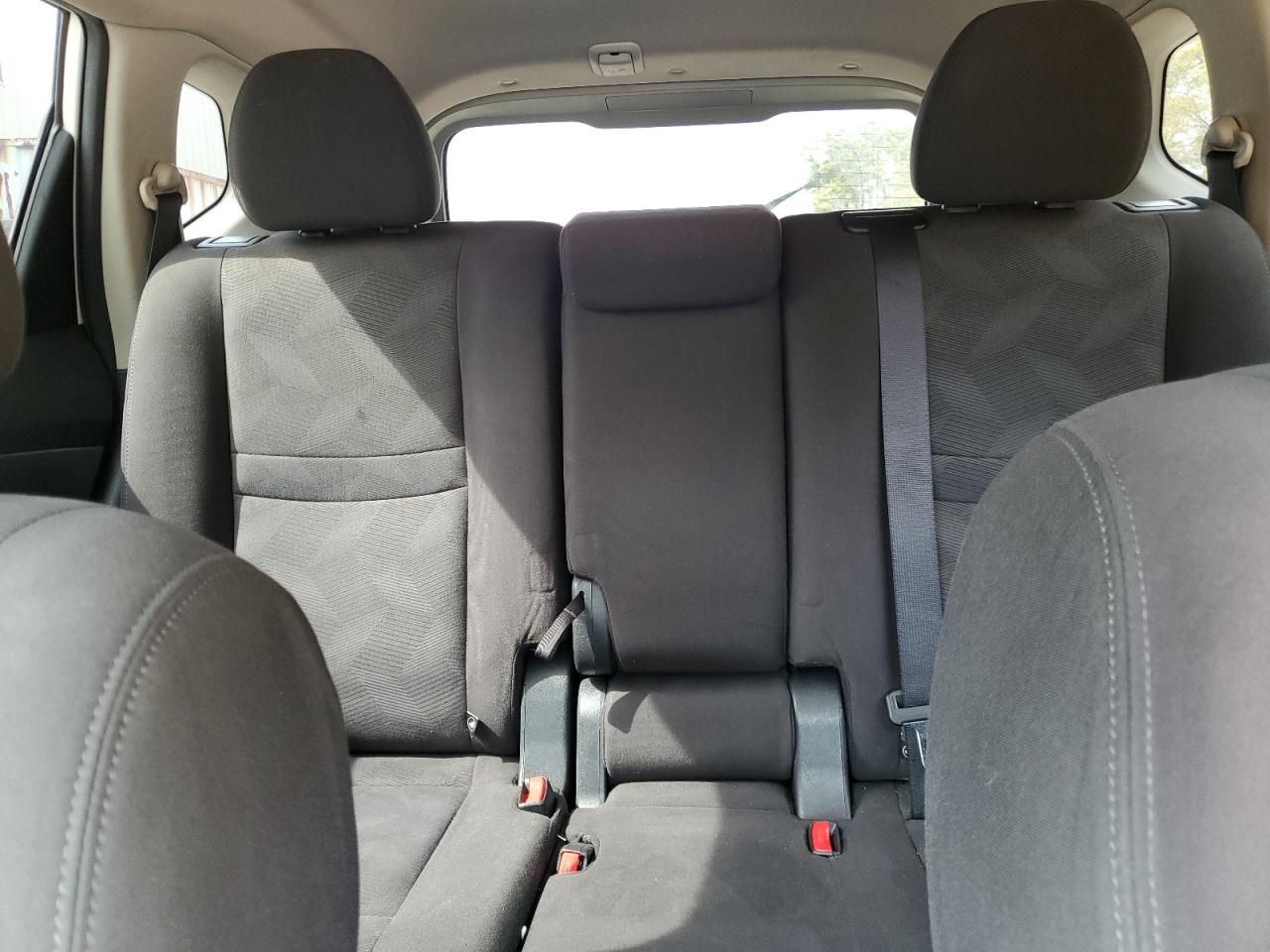 KNMAT2MV2GP646204 NISSAN ROGUE 2016