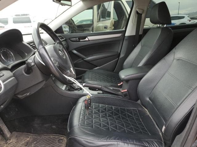 Седаны VOLKSWAGEN PASSAT 2014 Черный