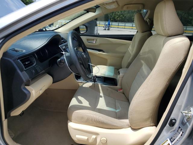  TOYOTA CAMRY 2017 Srebrny