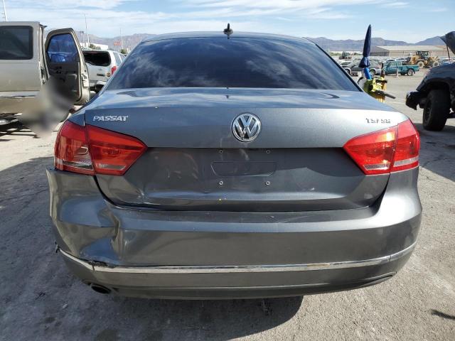  VOLKSWAGEN PASSAT 2015 Серебристый