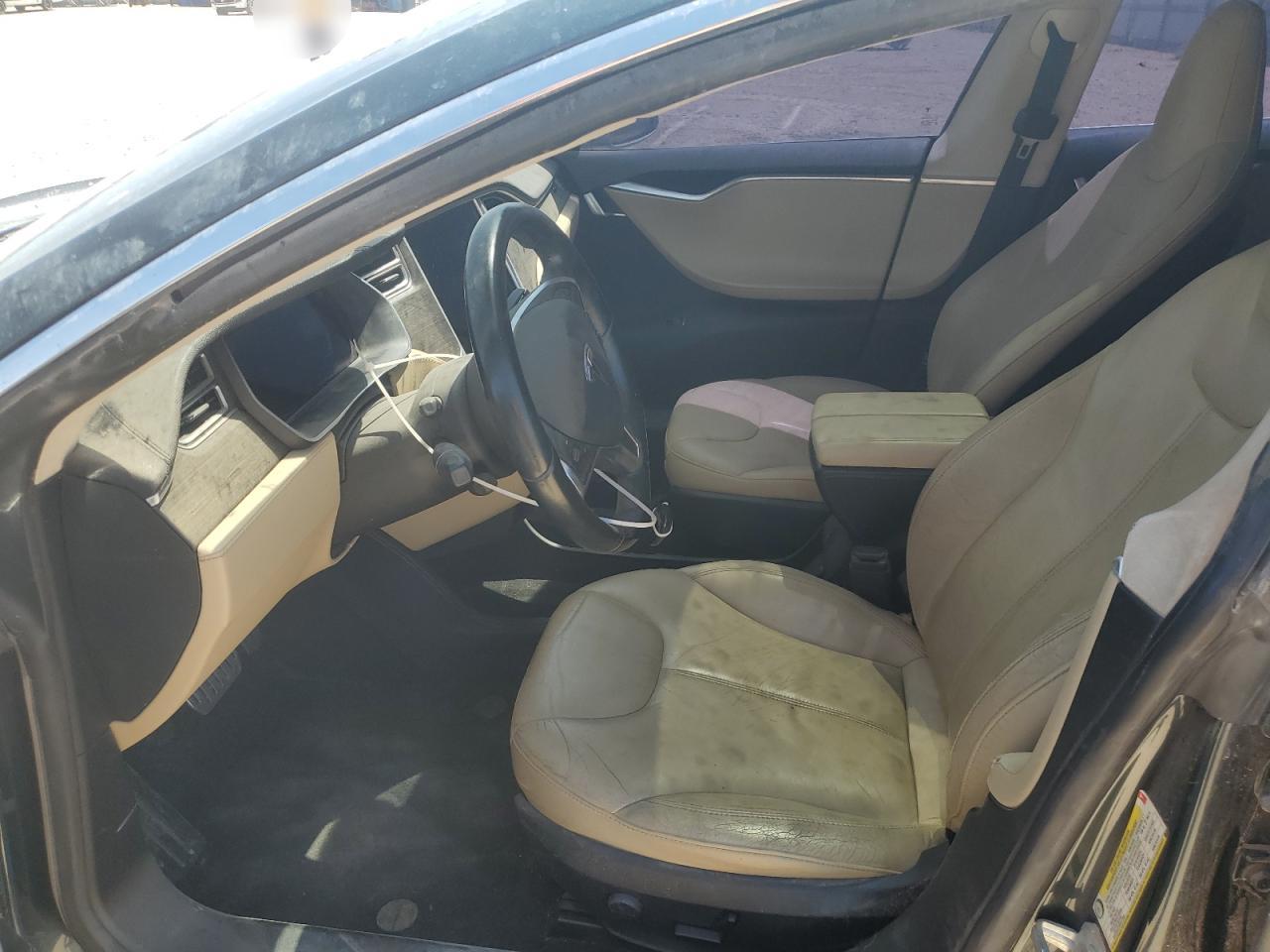 2014 Tesla Model S VIN: 5YJSA1H18EFP49002 Lot: 52215665