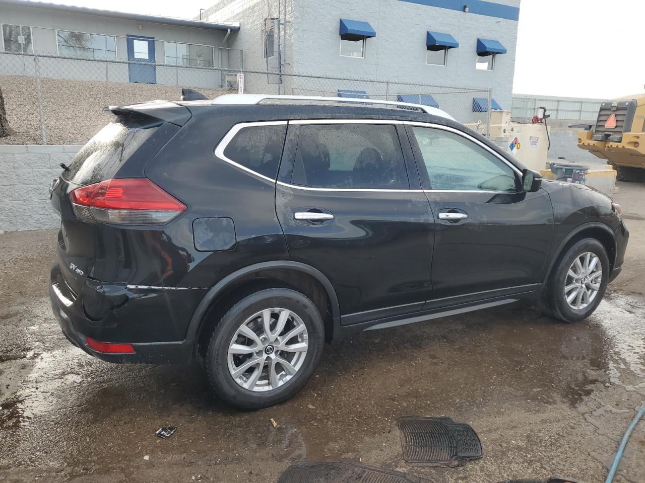 KNMAT2MVXJP510362 NISSAN ROGUE 2018