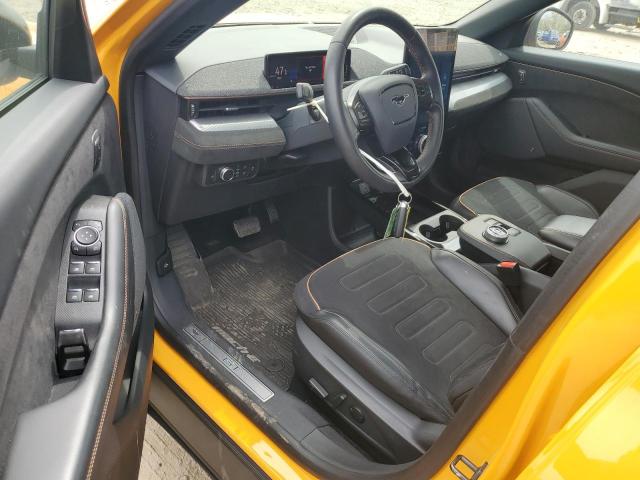  FORD MUSTANG 2021 Золотой