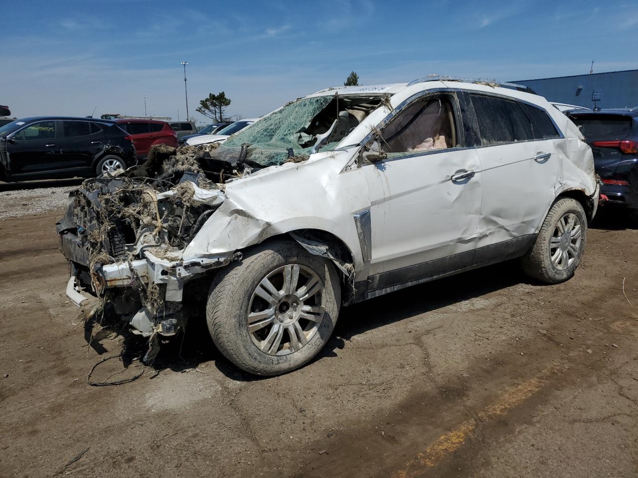 2015 Cadillac Srx Luxury Collection for Sale in Woodhaven, MI - Rollover